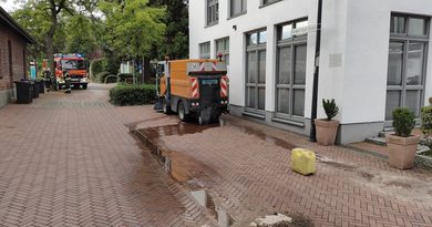 14.09.2026: Hydrauliköl nach technischem Defekt ausgelaufen